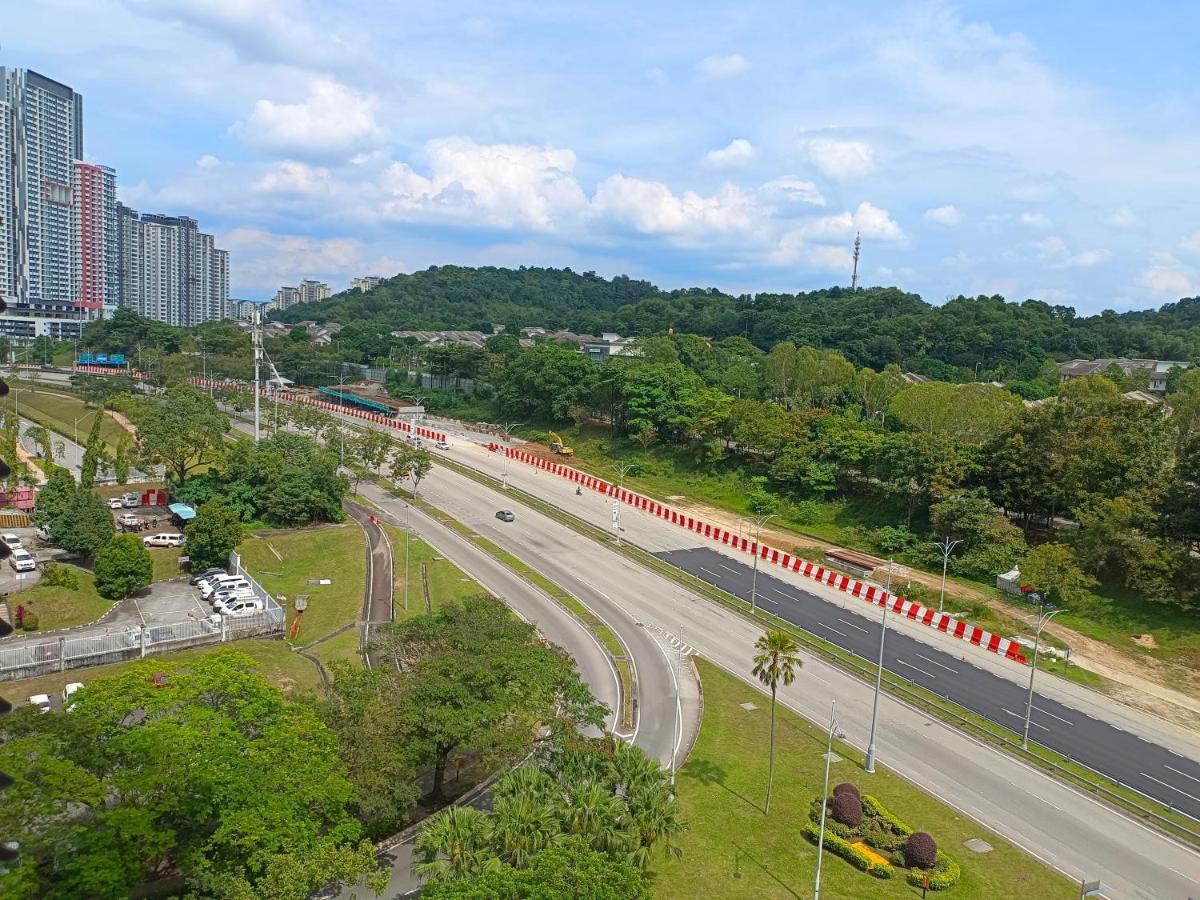 Dg Homestaymuslim Putrajaya - Near Alamanda Buitenkant foto